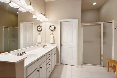 1404 Lexington Dr, Roswell, GA 30075 - Photo 29