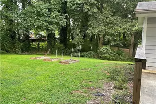660 Monticello Dr SW, Mableton, GA 30126 - Photo 5