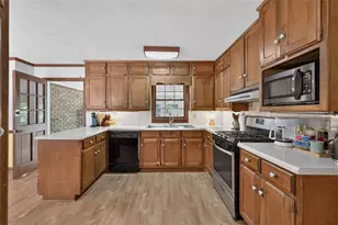 2220 Valley Creek Cir, Snellville, GA 30078 - Photo 15