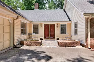 2220 Valley Creek Cir, Snellville, GA 30078 - Photo 49