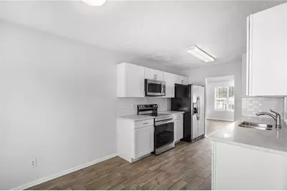 510 Saint James Court, Lawrenceville, GA 30044 - Photo 9