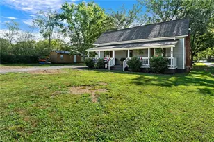 28 School St NE, White, GA 30184 - Photo 3