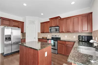3039 Liberty Way, Atlanta, GA 30318 - Photo 13