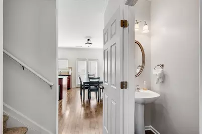 3039 Liberty Way, Atlanta, GA 30318 - Photo 11