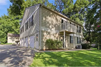 1329 Surrey Lane SW #7, Marietta, GA 30008 - Photo 1