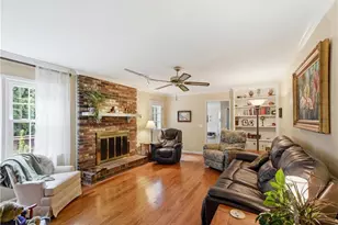 7610 Nesbit Ferry Rd, Sandy Springs, GA 30350 - Photo 19