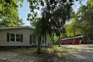 7911 Belton Bridge Rd, Lula, GA 30554 - Photo 9