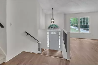 132 Springwater Trace, Woodstock, GA 30188 - Photo 5