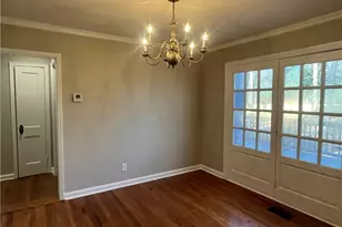 1192 Kingsley Cir NE, Atlanta, GA 30324 - Photo 9