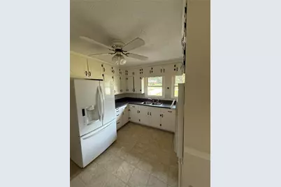 821 Shipp Circle NW, Conyers, GA 30012 - Photo 9