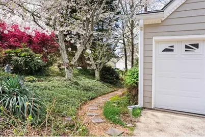 11190 Abbotts Station Drive, Johns Creek, GA 30097 - Photo 31