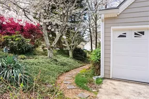 11190 Abbotts Station Dr, Johns Creek, GA 30097 - Photo 31