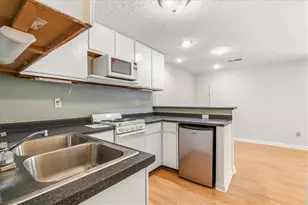 11190 Abbotts Station Dr, Johns Creek, GA 30097 - Photo 25