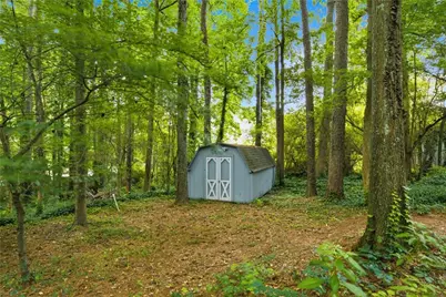 5168 Ashland Court SW, Lilburn, GA 30047 - Photo 41