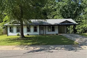 4635 Lois Dr, Buford, GA 30518 - Photo 13