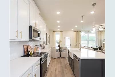 6009 Silverbell Drive, Flowery Branch, GA 30542 - Photo 9