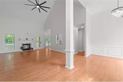 1048 Crown River Parkway, McDonough, GA 30252 - Photo 3