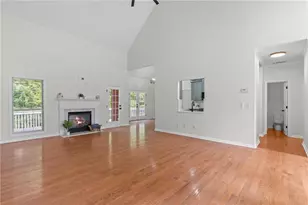 1048 Crown River Pkwy, McDonough, GA 30252 - Photo 7