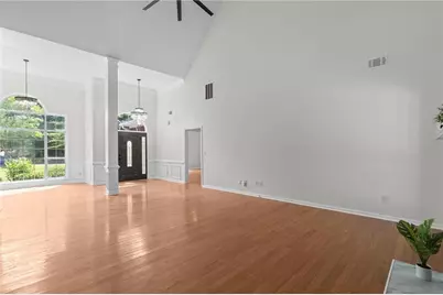 1048 Crown River Parkway, McDonough, GA 30252 - Photo 9