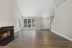 920 Cobb Place Manor Dr, Marietta, GA 30066 - Photo 9