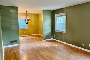2704 Sunny Ln SE, Marietta, GA 30067 - Photo 5