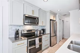 24 St Claire Ln NE, Atlanta, GA 30324 - Photo 21