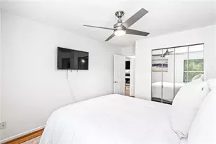 24 St Claire Ln NE, Atlanta, GA 30324 - Photo 11