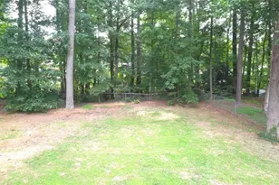 190 Barrington Dr Dr E, Roswell, GA 30076 - Photo 17