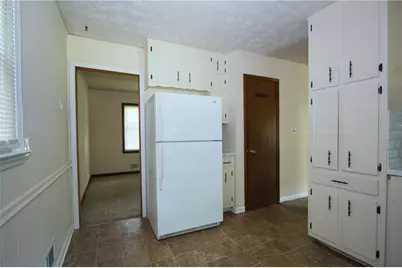 1237 Country Lane Drive NE, Conyers, GA 30012 - Photo 5