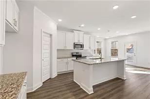 6013 Silverbell Dr, Flowery Branch, GA 30542 - Photo 5