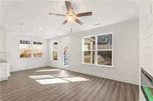 6013 Silverbell Dr, Flowery Branch, GA 30542 - Photo 13