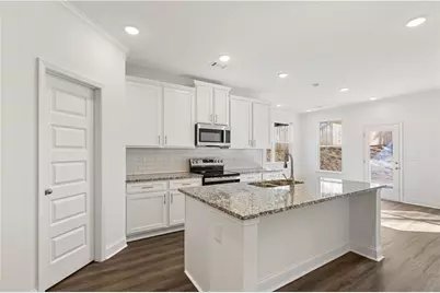 6013 Silverbell Drive, Flowery Branch, GA 30542 - Photo 7
