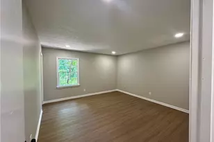 6700 Roswell Rd, Atlanta, GA 30328 - Photo 11