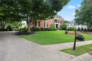 447 Langley Oaks Dr SE, Marietta, GA 30067 - Photo 3