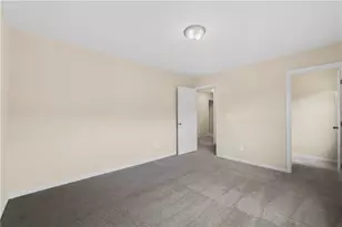 422 Auburn Crossing Dr, Auburn, GA 30011 - Photo 23