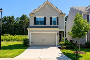 196 Highland Pointe Cir E, Dawsonville, GA 30534 - Photo 1