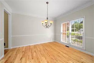 1832 Shores Ridge Ct, Suwanee, GA 30024 - Photo 7