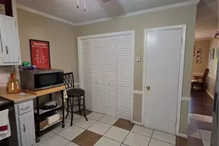 2710 Phillips Dr SW, Marietta, GA 30064 - Photo 11