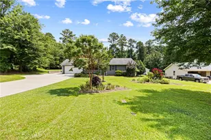 5671 Raintree Trce, Oakwood, GA 30566 - Photo 3