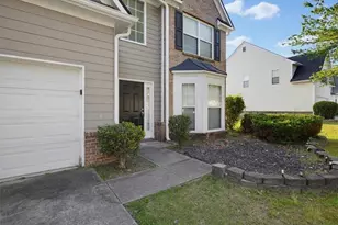 3246 Shady Valley Ln, Loganville, GA 30052 - Photo 5