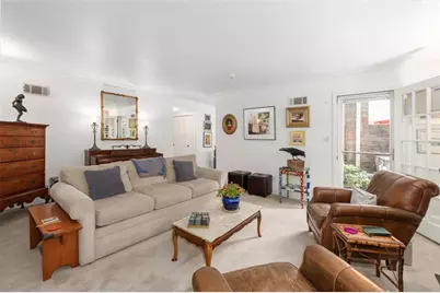 1105 Clairemont Avenue #D, Decatur, GA 30030 - Photo 13
