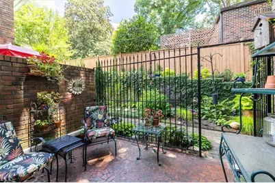 1105 Clairemont Avenue #D, Decatur, GA 30030 - Photo 11