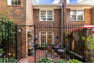 1105 Clairemont Avenue #D, Decatur, GA 30030 - Photo 31