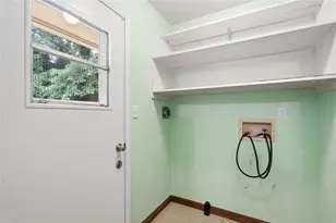 252 Angla Dr SE, Smyrna, GA 30082 - Photo 23