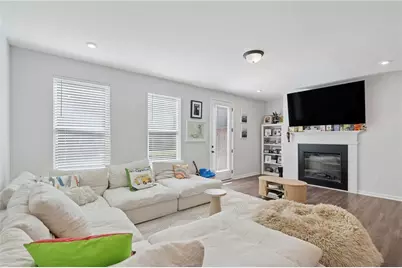 383 Skylar Way SE, Atlanta, GA 30315 - Photo 5