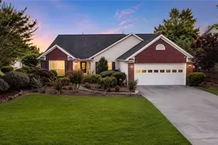 2130 St Thomas Way, Suwanee, GA 30024 - Photo 31