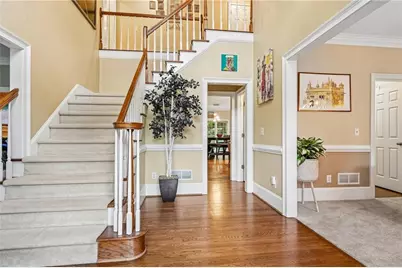 3302 Greencastle Chase NE, Marietta, GA 30062 - Photo 3