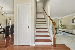 1079 Shadow Lake Dr, Lithonia, GA 30058 - Photo 5