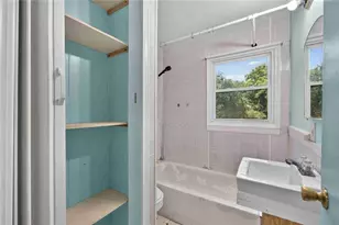 818 Sherwood Cir, Forest Park, GA 30297 - Photo 5