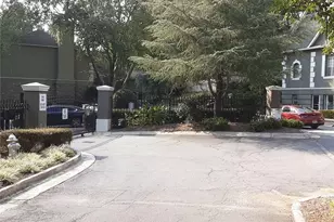 6900 Roswell Rd, Sandy Springs, GA 30328 - Photo 11